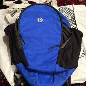 Lululemon blue reflective backpack